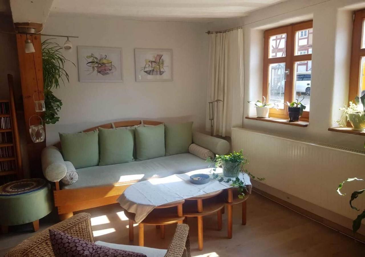 Aeltestes Haus In Quentel - Ferienwohnung 1 Mit Kleinem Garten Hessisch Lichtenau Exterior foto