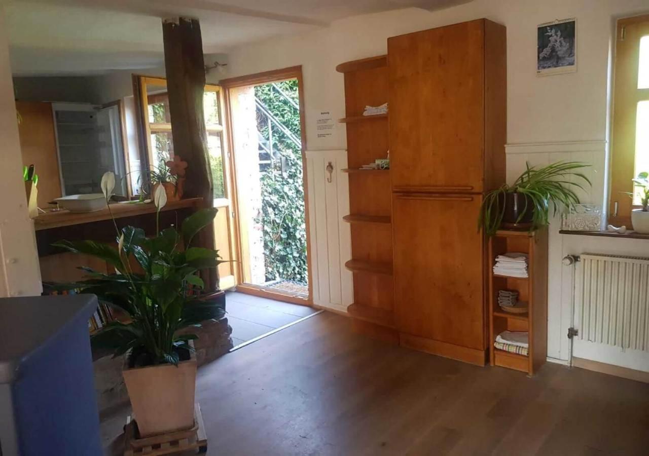 Aeltestes Haus In Quentel - Ferienwohnung 1 Mit Kleinem Garten Hessisch Lichtenau Exterior foto